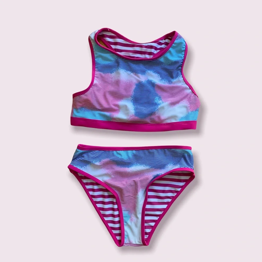 Eddie Bauer girl’s reversible 4 PCs swim set